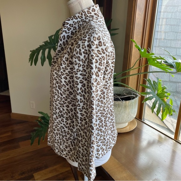 Doncaster Snow Leopard Print Stand Collar Blazer Jacket - Picture 2 of 12